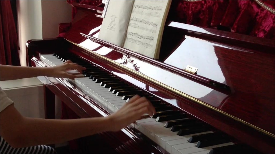 Leyi's Piano practicing 1